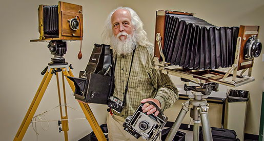 Image for Franklin College Welcomes Darryl Jones for Guest Artist Exhibit