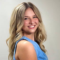 Image of Olivia Riddle