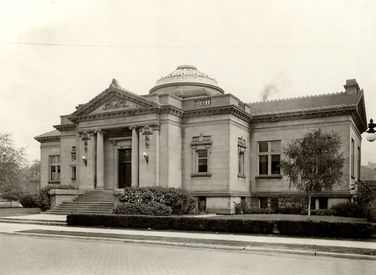 Carnegie Library 1905 Carnegie Library front, 1905