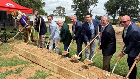 LSU Delt Holds Groundbreaking for new Shelter