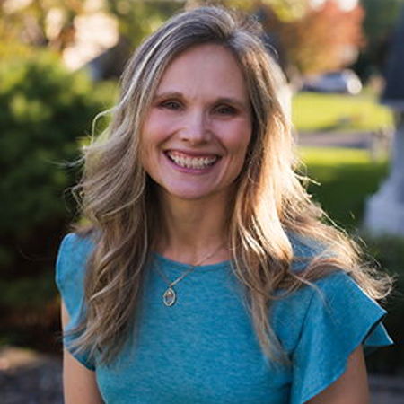 Image of Nikki Johnson