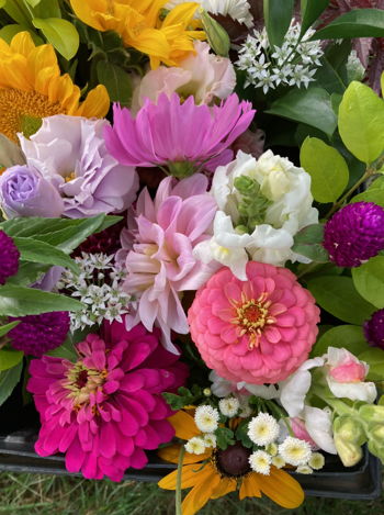 Floral Arranging Workshop at Two Trees Flower Farm Floral Arranging Workshop at Two Trees Flower Farm