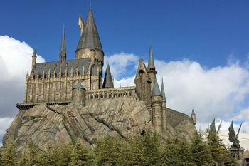 Hogwarts Brunch and Evening Party at Three Broomsticks Hogwarts Brunch and Evening Party at Three Broomsticks