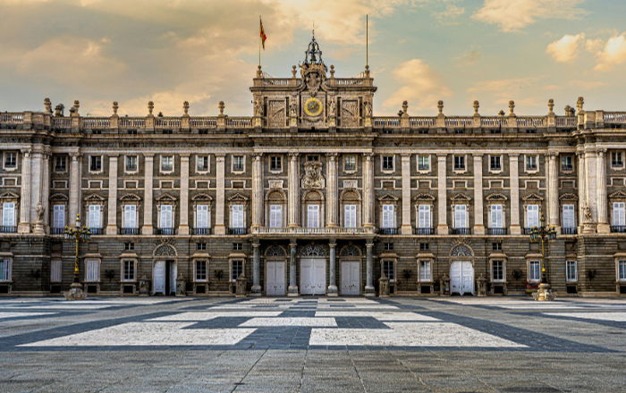 U.S. Expat Tax Mistakes, Business Structures  & Life in Spain with Nicolás Castillo, CPA