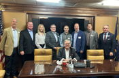 Alting meets with Indiana Restaurant and Lodging Association members