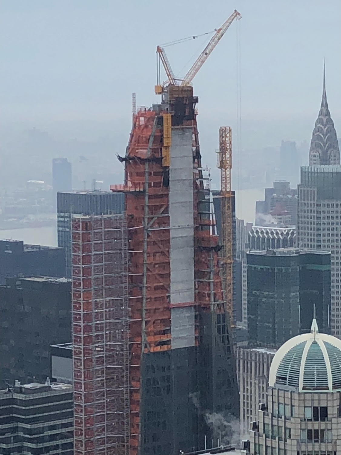 new york tower and crane