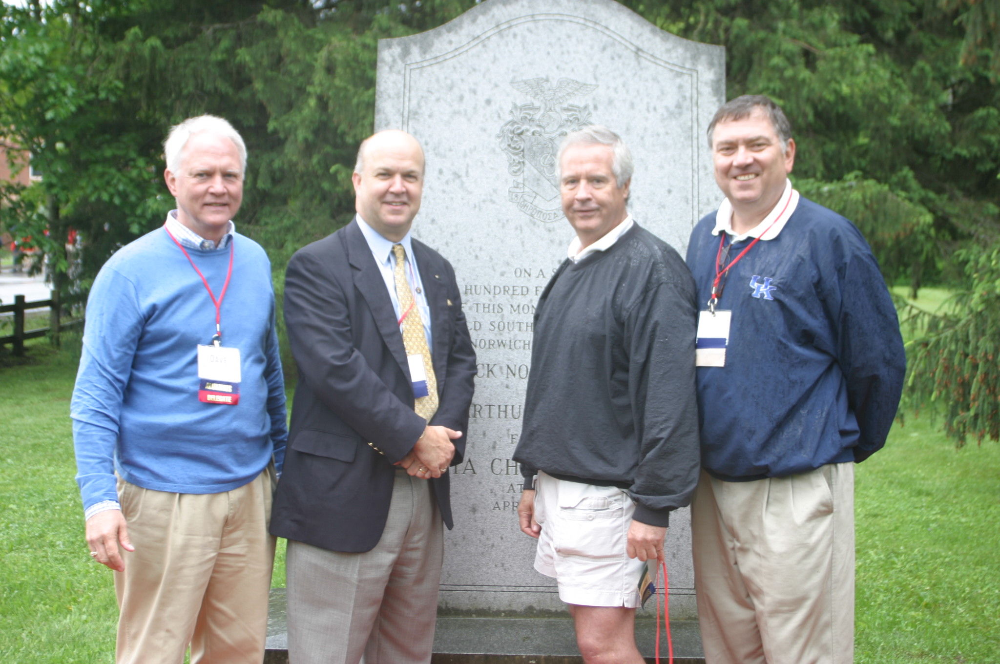 Schuetze at Monument