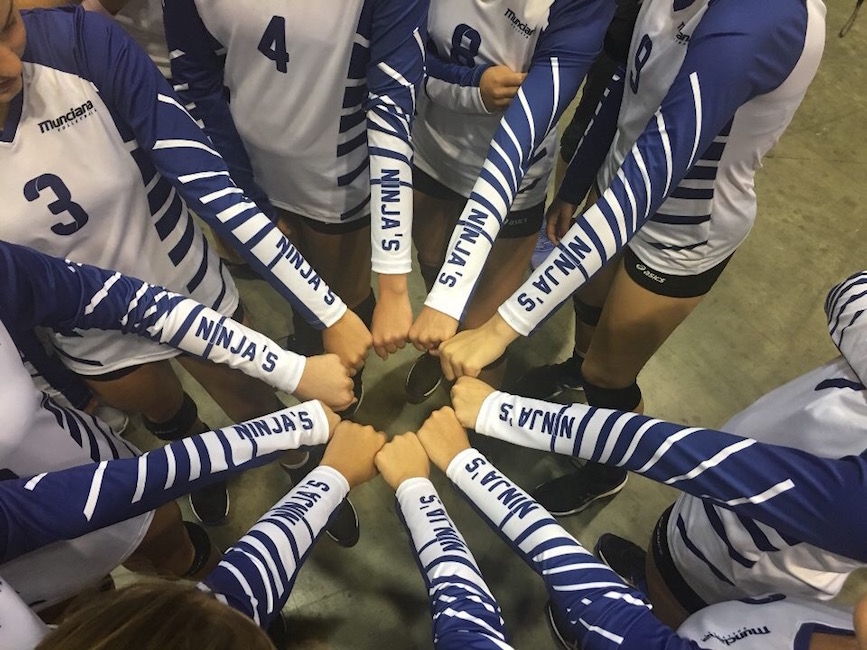 Munciana Ninjas Huddle During the 16 Open Finals at AAU Nationals image for Munciana Ninjas Huddle During the 16 Open Finals at AAU Nationals