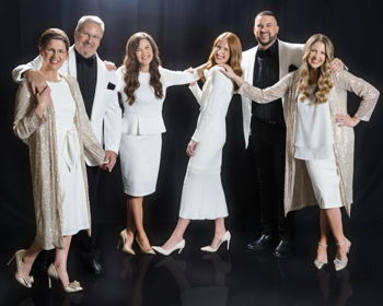 The Collingsworth Family Live