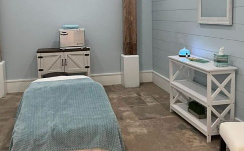 AromaTouch Technique + Reflexology