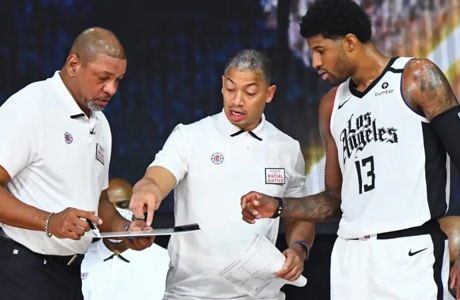 image for Guaranteed Contracts vs. Performance Incentives: Structuring Compensation to Minimize Tax Liability