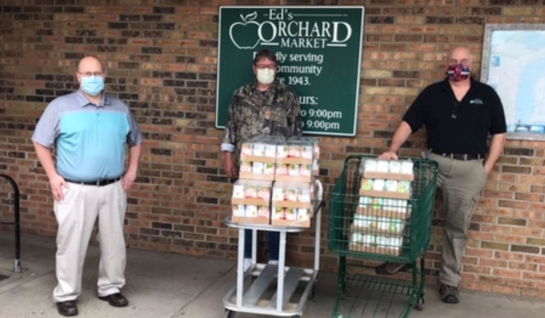 Hesperia Food Donation SSB Hesperia donates food