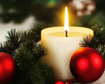 Candlelight Christmas at Mad Hatter