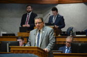 Schmitt: Resolution to recognize the urgency of national debt and its threat to national security passes Senate