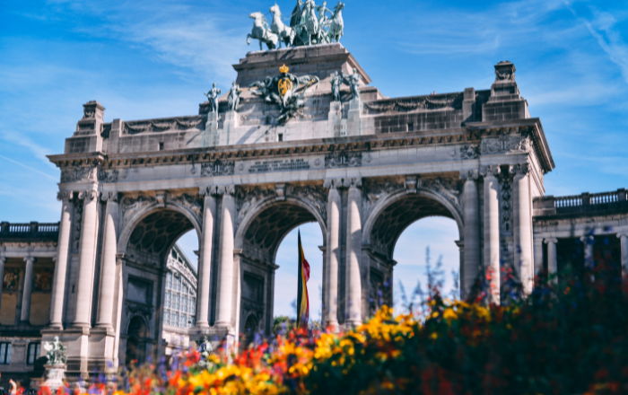 Raising Kids Abroad: Expert Tips for Creating Strong Expat Families