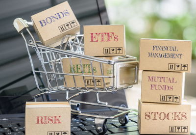 Image for What is Currency Risk (and How Can U.S. Expats Manage It?)
