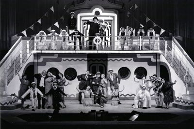 The cast of ANYTHING GOES (1980). Stans in the center stage group, on the right