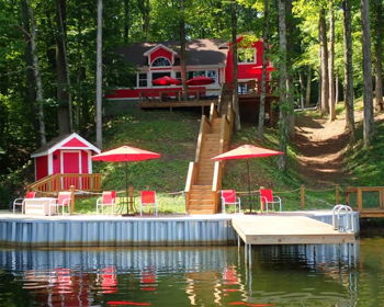 Unique Stays Just South of Indy