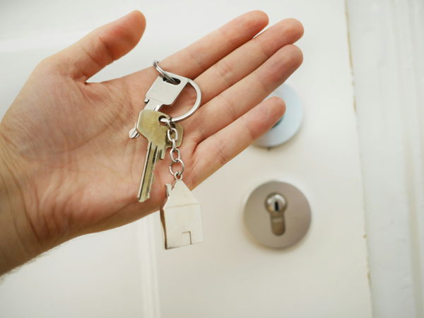 Image for Homeownership: How "Too Much House" Slows Wealth Building