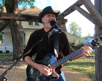 Jason Dozier Acoustic at Vino Villa