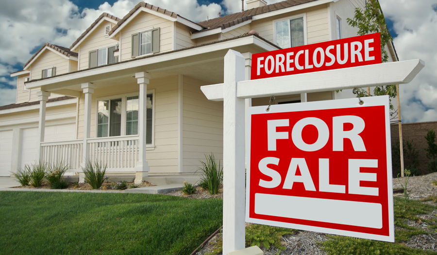 foreclosing-on-a-property-in-texas-getting-money-from-borrower