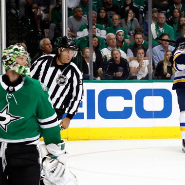 Image for Maroon Scores Winner as Blues Take 2-1 Series Lead Over Stars