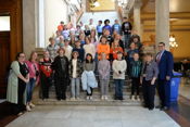 Leising welcomes local students to the Statehouse