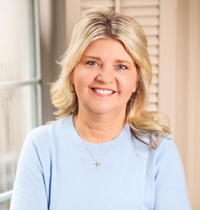 Image of KELLY TAYLOR